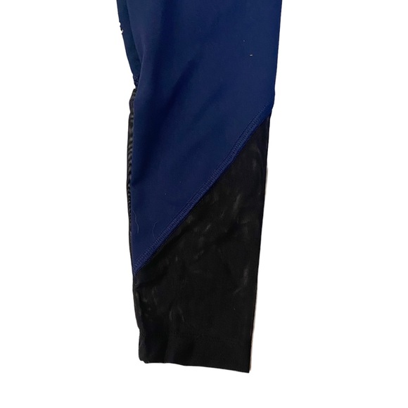 Pink Victoria’s Secret Ultimate Navy Blue and Black Leggings with Mesh Detail - Picture 5 of 13